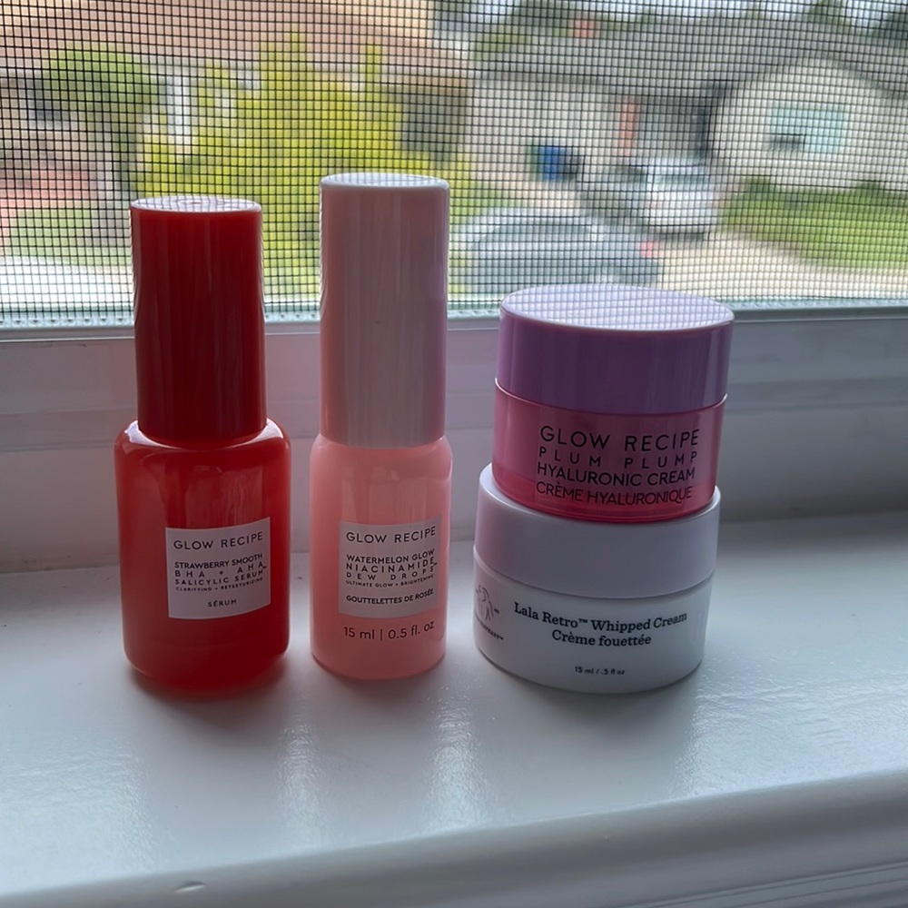 This is a set I created out of mini serums and moisturizers! It is a bundle of 4